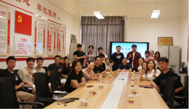 云程发轫 万里可期—文化服务系召开2025届毕业生代表座谈会