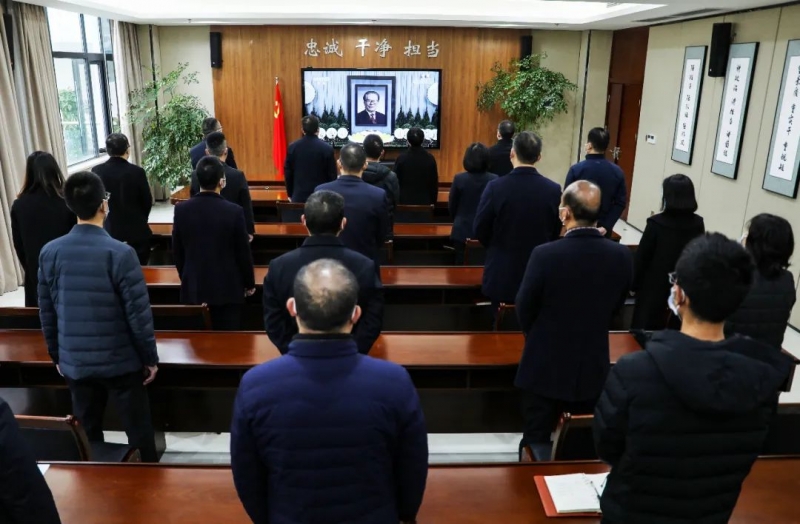南充文化旅游职业学院师生沉痛悼念江泽民同志